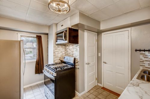 1007 3rd St, Saint Paul MN  55112-7300 exterior