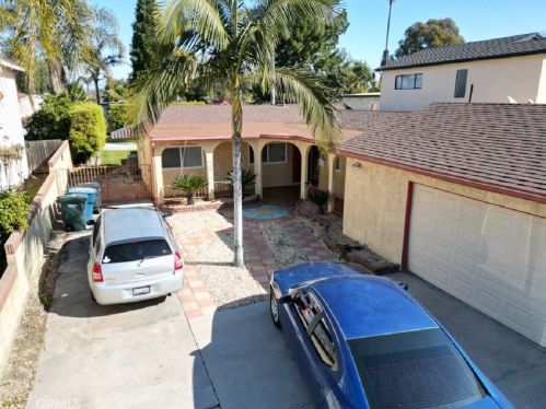 9439 Linden St, Bellflower, CA 90706-3527