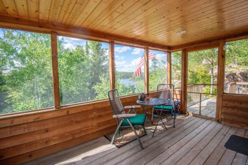 11 Watters Pt, Lutsen, MN 55604-2053