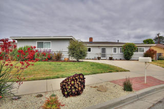 1285 Byrnes Ln, Carpinteria, CA 93013-1442