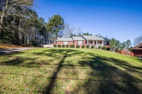 615 Old Tanyard Rd, Villa Rica, GA 30180-2408