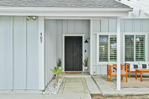 405 Barnwell St, Oceanside, CA 92054-4510