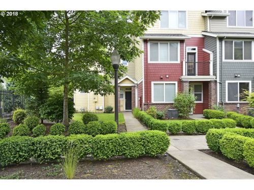 848 Council Dr, Damascus, OR 97030