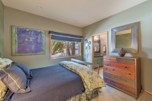 11799 Tundra Dr, Truckee CA  96161-6100 exterior
