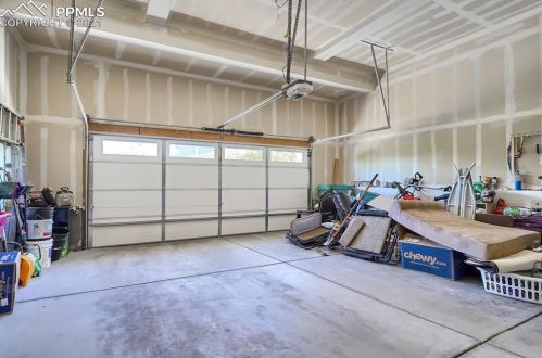 26840 Roxbury Pl, Denver CO  80016-7527 exterior