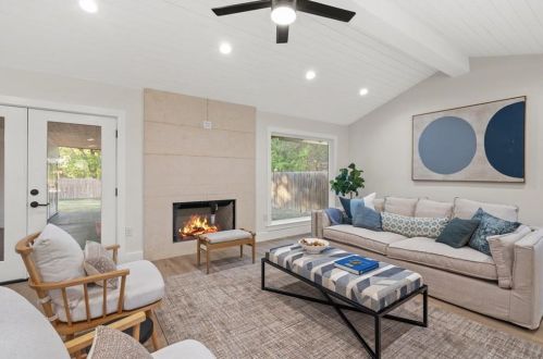 5006 Buffalo Pass, Austin TX  78745-2832 exterior