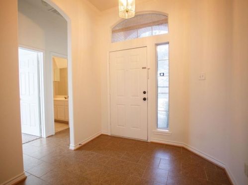 7700 Summerbrook Cir, Fort Worth TX  76137-5464 exterior