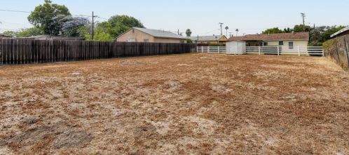 7860 Sanford Dr, Lemon Grove, CA 91945-4445