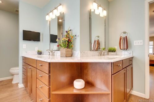 7162 Poplar St, Englewood CO  80112-1636 exterior