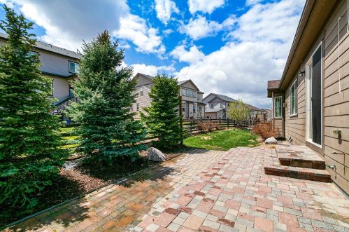 4885 Riviera Way, Aurora CO 80015-4708 exterior