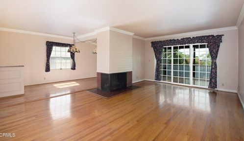 2362 Chapman Rd, Glendale CA  91214-3013 exterior
