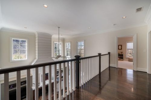 3066 Arden Rd, Atlanta GA  30305-1914 exterior