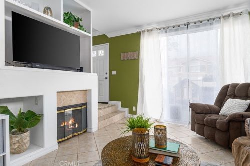 8481 Durango Way, Anaheim CA  92808-2345 exterior