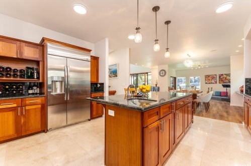 5454 Poola St, Honolulu HI  96821-1539 exterior