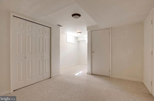 7321 Lamar Dr, Springfield VA  exterior