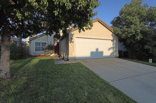 8723 Aviary Woods Way, Elk Grove, CA 95624-1253