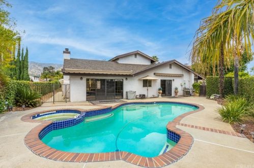 1034 Susan Ct, La Verne, CA 91750-2439