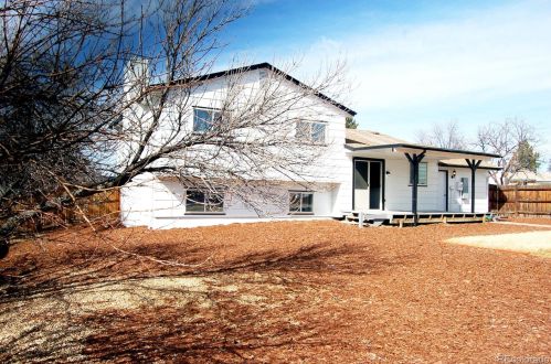 18200 Mexico Pl, Denver CO  80017-5377 exterior