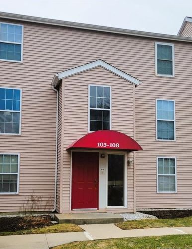 105 Heather Rdg, Huntington, CT 06484-4688