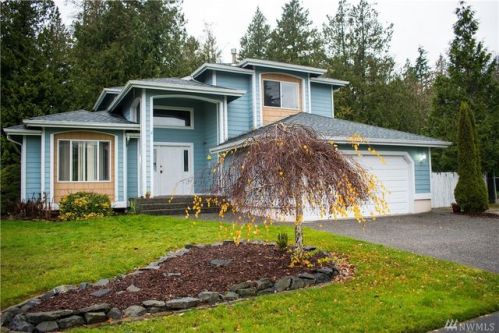 6231 Parkland Way, Ferndale, WA 98248-9689