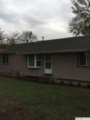4535 Knox Butte Rd, Albany OR  97322-6522 exterior