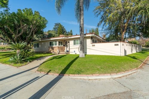 1006 Rossmoyne Ave, Glendale, CA 91207-1847
