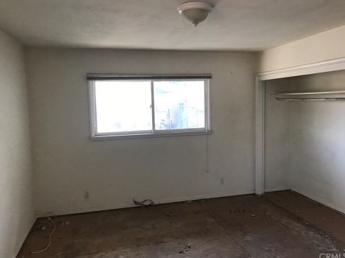 6452 Riverside, Riverside CA  92506-3154 exterior