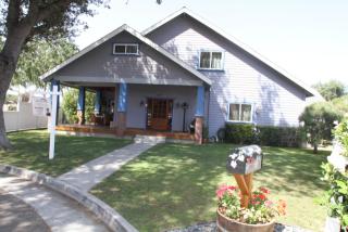 238 Martha Pl, Fullerton, CA 92833-2640