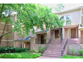 8 Brittany Way, Atlanta, GA 30324-2962