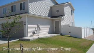 303 Chris Loop, Cheyenne WY  82007-1590 exterior