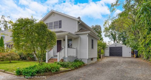 107 Sunset Ave, Tinton Falls, NJ 07701-1433