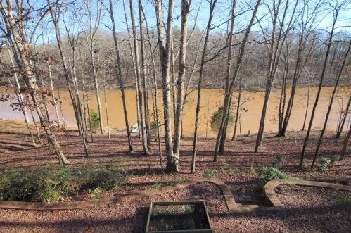 6090 Summer Cir, Dawsonville, GA 30534-8006