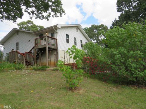 328 Davis Rd, Stockbridge GA  30281-3304 exterior