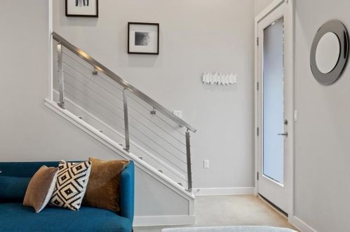 3213 Aldwyche Dr, Austin TX  78704 exterior