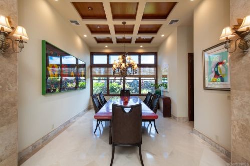 4550 Kahala Ave, Honolulu HI  96816-4924 exterior