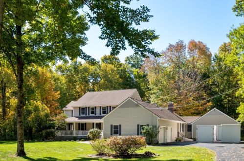4 Partridge Ln, South Hampton, NH