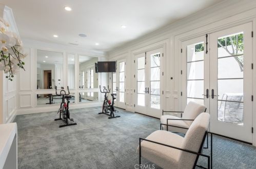 76 Golden Eagle, Irvine CA  92603-0309 exterior