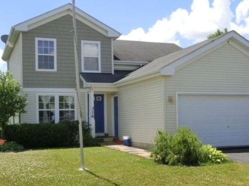 316 Pheasant Run Rd, Joliet, IL 60433-3201