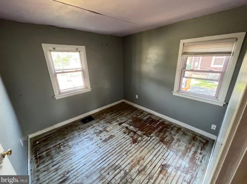 1321 Spg Rd, Carlisle PA  17013-1557 exterior