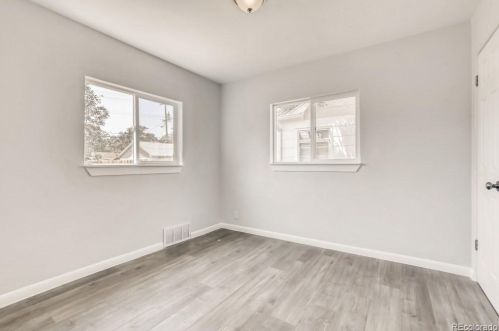 1733 Oakland St, Denver CO  80010-2823 exterior