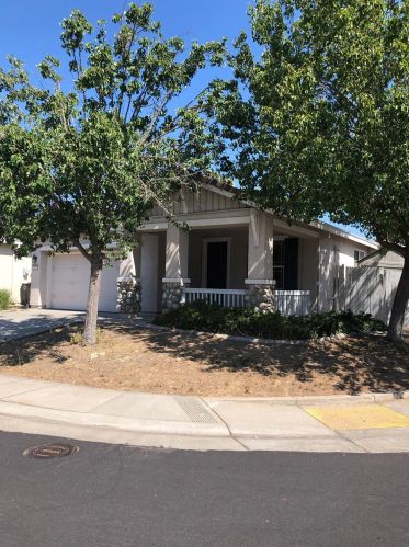4700 Cleary Cir, Elk Grove, CA 95757-2509