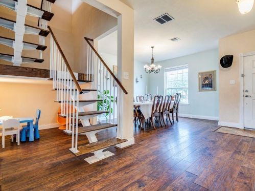 1316 Beechwood Dr, Uhland TX  78640-5719 exterior