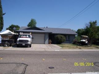 1213 Kelley Dr, Manteca, CA 95336-6928
