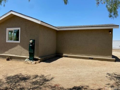 17072 Cajon Dr, Perris, CA 92570-9257