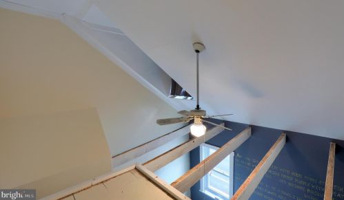 317 Walnut St, Lancaster PA  17602-2451 exterior