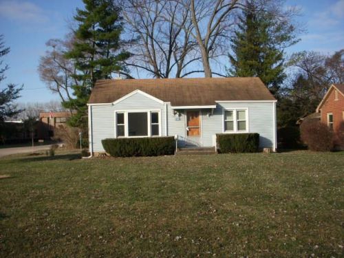 101 Carpenter Blvd, Carpentersville, IL 60110-1917