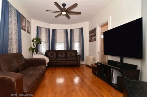 181 Vermont Ave, Providence, RI 02905-4329