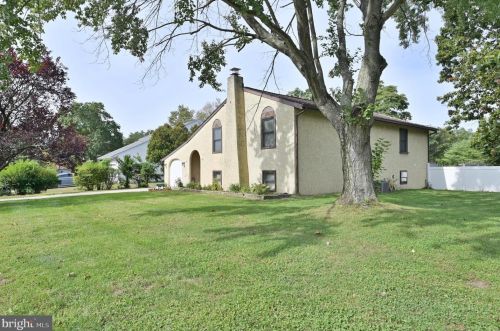 1 Briar Ln, Blenheim, NJ 08012-4468