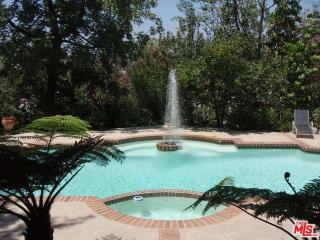 2941 Angus St, Los Angeles, CA 90039-2632