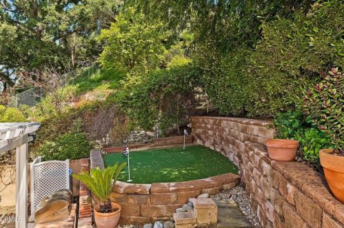 1438 Opechee Way, Glendale CA  91208-1962 exterior
